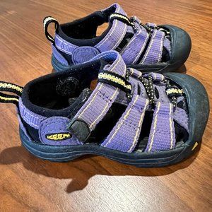 Keen Toddler Size 4 - Newport H2 Purple